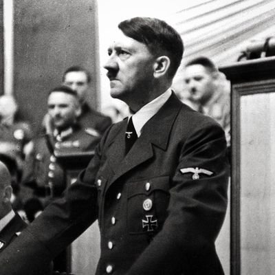 ErfanP35003's profile picture. 