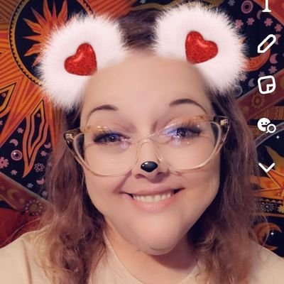 Meemaw_ROCKS's profile picture. I have 6 beautiful grandbabies that I love more anything. LOVE living out in the sticks bay-bay. Location- holding it down in the BFE! YEE-YEE!! 😁😇🤠