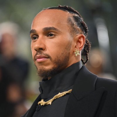 itslelets's profile picture. • 28y | Christian | 👩🏽‍💻 | Belieber | #LH44 | 🇧🇷 | Justin followed in 2020, I met Lewis in 2022 and he posted a photo of “me” on his stories in 2024 •