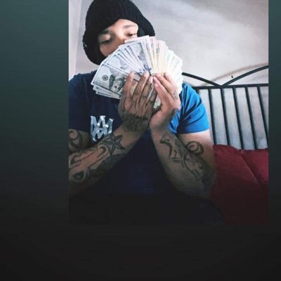ygjefe14's profile picture. Splurgglife