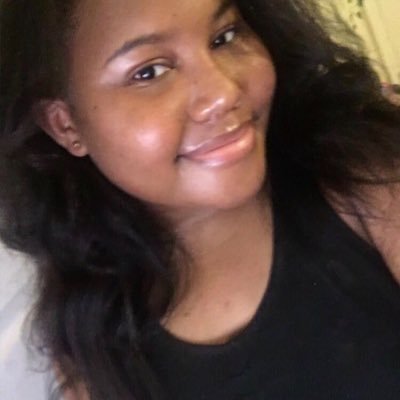 StarAllisonn's profile picture. writer. editor.