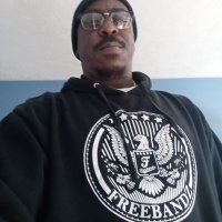 Freebandz don't trust u(@FredCol91862297) 's Twitter Profile Photo