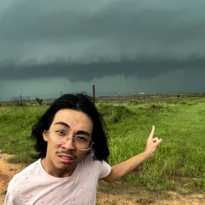 Vietnamese weather enthusiast and still learning. 
Storm chaser (🌪️12) 
TAMU '25 Meteorology Undergraduate