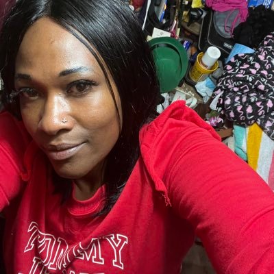 ExumDenise's profile picture. 