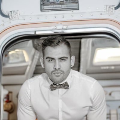 gabrielxavarria's profile picture. artist, dilettanti // Lyft rating ~5.0