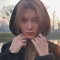 Benzin Babe (@benzin__babe) Twitter profile photo