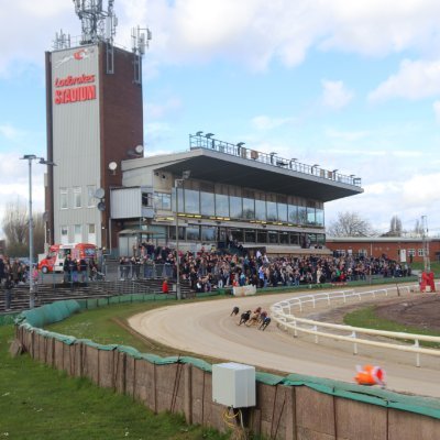 The premier venue for greyhound racing in the Black Country since 1928. For race info and results, follow @MonmoreRacing 🐶 🏟️