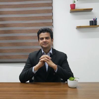 HashimHafeez7's profile picture. Paid Media Expert – Google Ads | Search Ads 360 | Campaign Manager 360 | Display & Video 360 | Meta Ads