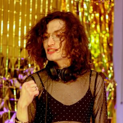 LoanneSubphoria's profile picture. 💖🏳️‍⚧️♀️ En envolution constante
🎶 DJ - Residente pour @rosenuit.fr
🏳️‍🌈✊ Militante @inverti.e.s
N'hésitez pas à me DM pour toute proposition ☺️