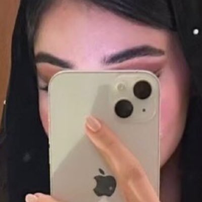 أخشي أن اموت فجأه دون أن أرتب توبه في قلبي يالله،فاغفرلي إذا مت،وسخر لي من يدعو لي بعد موتي،واجعل ما يبقي مني اثر طيب...