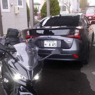 ZzxRO8eRKOBKaDy's profile picture. 半﨑美子さんの明日へ向かう人と出会ってから励まされたとともに夢中になってしまった。バツイチオヤジです。仕事がトラックドライバーでいいね❤やフォローやメッセージを頂いてもお返事できませんご容赦ください。でも、返信できるときは頑張ります。無言フォローも御容赦下さい。