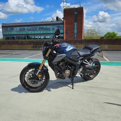 hi I'm a motorcyclist from Hertfordshire my first bike was a Yamaha Wr125x my second was a Yamaha xsr700 and now I ride a Honda cb650r
