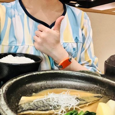 正看の学校を留年休学退学→フリーター→准看護学校(イマココ)/看護助手とか夜とかしながら通ってるアラサー女です