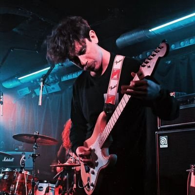 Electronic, Ambient and Experimental Music Producer, Guitarist and Sound Designer based in Kent. // Other projects: @remember4802 // Guitarist in Sheena