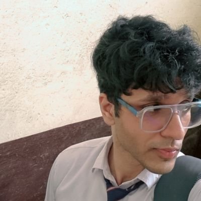 im_taha_'s profile picture. Desiderium 😕
🇮🇳❤️
CSE'26 | Software Engineer(ING) |  Javascript | Java| Backend | React |