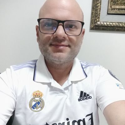 Medico Veterinario, Real Madrid fan , Cristiano Católico pro vida de la última generación con pensamiento propio y no dónde las https://t.co/X9u88CVzy3