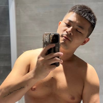 我沒什麼人設問題,只做自己覺得開心的事!開了only fans如果可以滿足你對我其他的想像,歡迎訂閱😏 https://t.co/3bkB2QDhXD 🈲本帳號內含18禁止內容,未成年請勿觀看或追蹤。