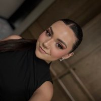 Es (@eszavalaa) 's Twitter Profile