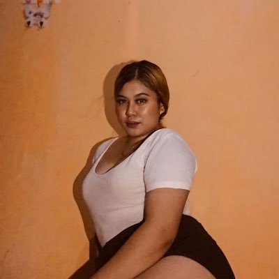 Irissaa__'s profile picture. 2nd account @Irishvidal1