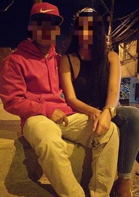 Pareja de Joven 26 y 19 años