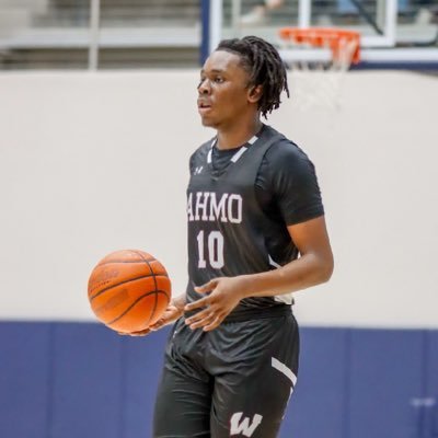 Tosin Aiyejuto Profile