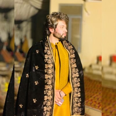 CuttiNg cake. 6 FeB
GirLs stAy Away😜
Facebook, Instagram and YouTube... Shahbaz Ahmad Sheikh zada
Snapchat... Shahbaz Ishtiaq 141
TikTok. Shahbazsheikhzada