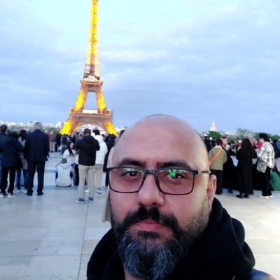 Şiir Kitaplarım
Tahtadan Sevinçler
Zerre Zerre Ziyan