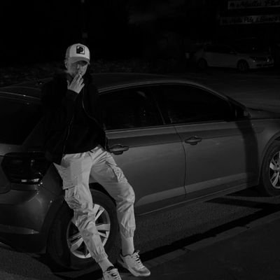 arcan_kubilay's profile picture. şerefliler taviz vermezler,şerefin tavizi yoktur.
Fenerbahçe🇹🇷