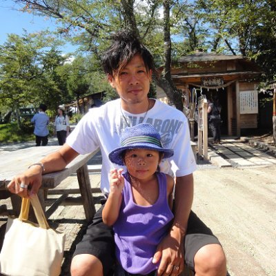 fx_kick43020's profile picture. ジャンク品を扱って現金を増やす方法を発信しています。水を止められ真冬の公園で髪を洗った10代。ゴミを扱う会社にゴミ扱いされた20代。仮想通貨とFXで100万円溶かした30代。スッカラカンからジャンク品をメンテや修理して販売し収入は35→180万に。反則級の合法ジャンク手法を発信中！フォローバックします。