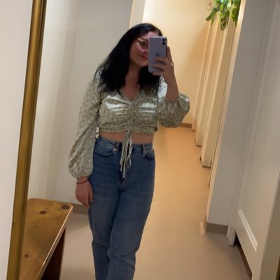 ashbree9's profile picture. stupid shit