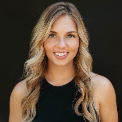 lexi_brunk's profile picture. twenty-first century dale evans 🐎 
digital & social media manager • red light management