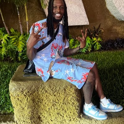 DevOps Engineer 👨💻 #Dress2Finesse || 6'7 || Broward County 🌴