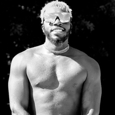 JohnnySavs6's profile picture. I’m just a 6’4 240 pound mma fighter….