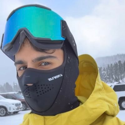 QSED9's profile picture. #Chelsea خليني حدّك.