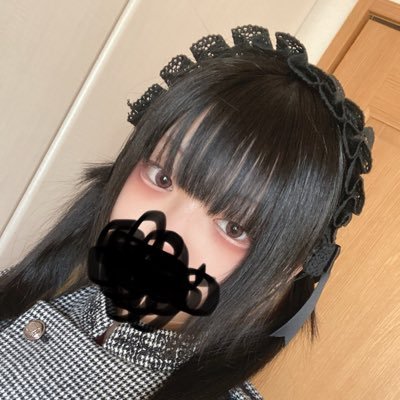 leoleopane's profile picture. 無言フォロー失礼いたします 爬虫類とお洋服 最近は虫にお熱 日記みたいなもの
