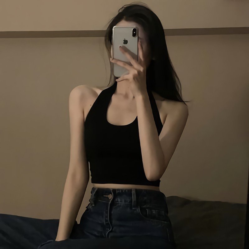 The hem of a girl's skirt can support all the midsummer.🌼🌼