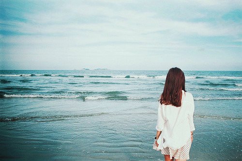 6. The years are still long, you are kind-hearted, and there will be someone to accompany you to ride horses, drink and travel around.🐴🐴🌹🌹