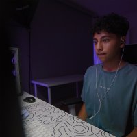 Cy (@yoboysigh) 's Twitter Profile
