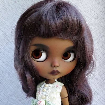jinnerT_T's profile picture. dudes rock and girls scissor...but i be stacking paper