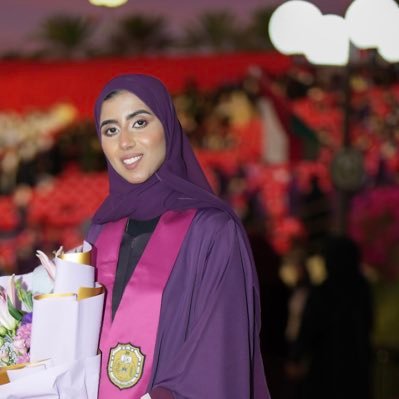 مُحاضِرة 👩🏫. باحثة👩🏽💻. صانعة محتوى 📝 Instagram: Mneera.997