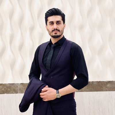 FazelYgh's profile picture. MS.c Software Engineering
TBZ Uni
Trader