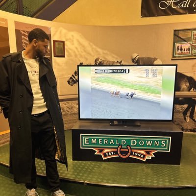 Anime/Manga/Hoop/Hip hop 💙 I just be tweeting shit