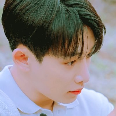 oowhoo_'s profile picture. 