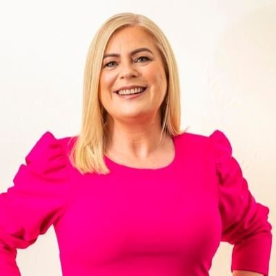Cllr for #Dundrum▪Peace Commissioner▪1st Responder▪Exec AILG ▪BoD DLR Leisure & Mill Theatre▪BoM Oatlands▪Mem HSE & JPC ▪PA Oireachtas.💕🏊♀️🚶♀️🌞💃🎶🥂🌻