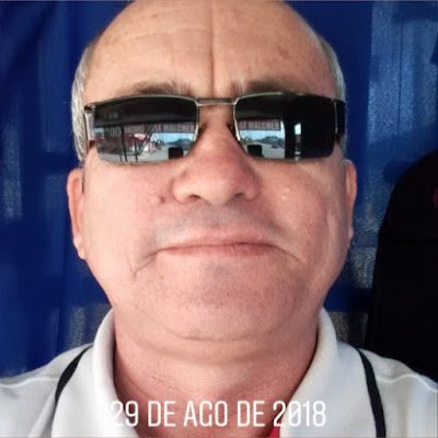 É o nosso dever, amar a Deus e o nosso próximo.