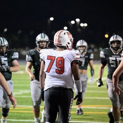 Joey_Hamilton79's profile picture. 262-370-9655 | 5’10 | 235lbs| DT | 3.8 GPA