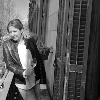 AstridZuwa's profile picture. Contribution