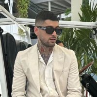 mae (@icarus4lwt) 's Twitter Profile