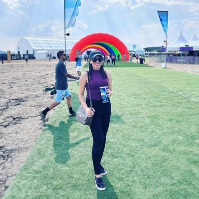 Alezitaa's profile picture. Biodegradable... Yo tampoco se como vivir, estoy improvisando