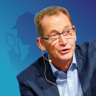 Capolista nella lista STATI UNITI D'EUROPA nella circoscrizione NORD EST.